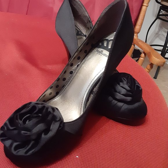 Fergalicious by Fergie, size 8, black - Picture 4 of 4